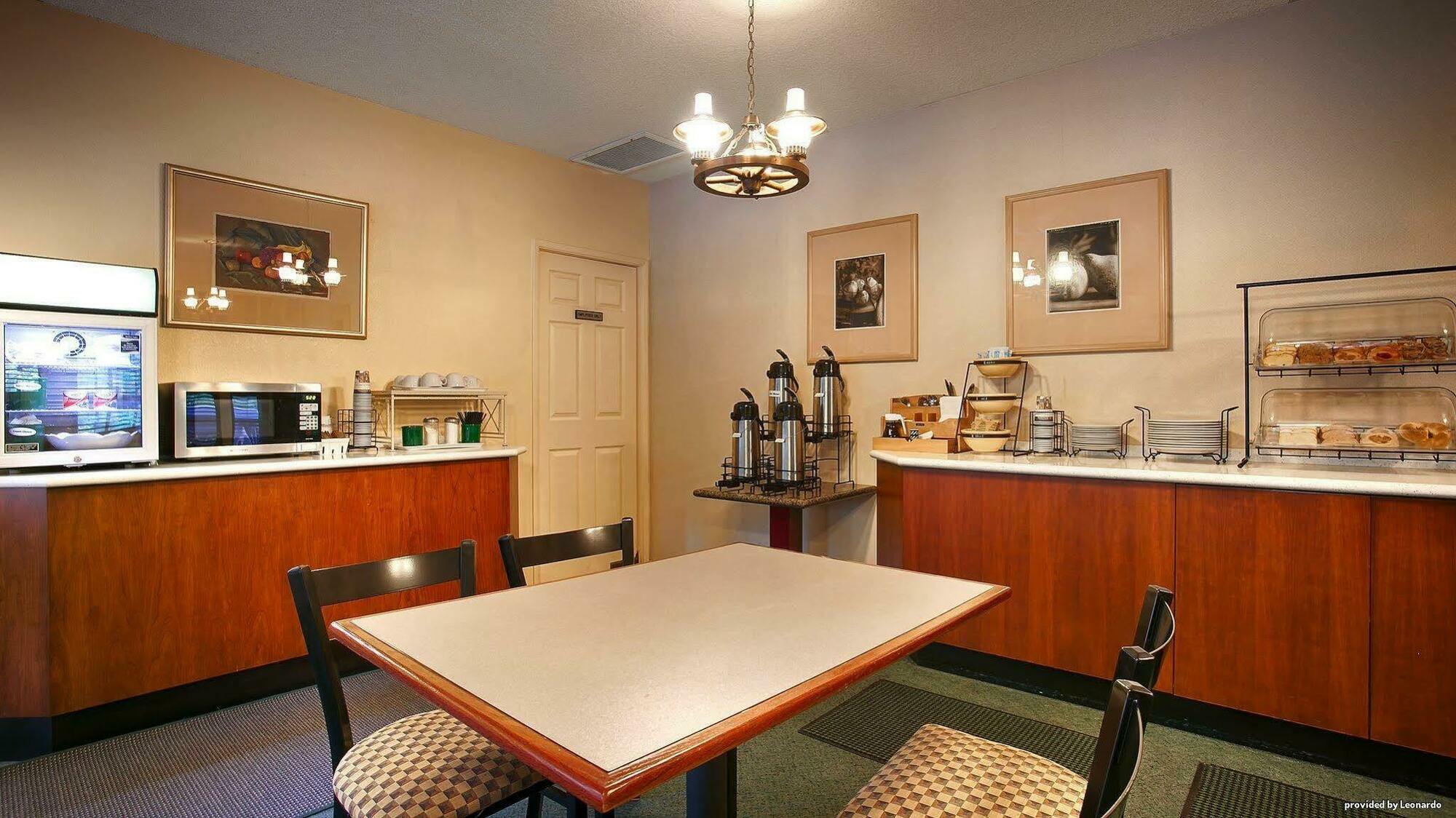 Best Western Stagecoach Inn Pollock Pines Exteriér fotografie